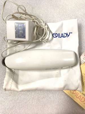 300 บ.ส่งถึงบ้านฟรี โทร 083-2000058 LINE ID: line832923 ชุดถอนกำจัดขน ยี่ห้อ EPILADY เป็นระบบการทำงา