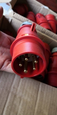 ตัวละ 50 บ.ส่งถึงบ้านฟรี โทร 083-2000058 LINE ID: line832923 power plug ตัวผู้ กันน้ำ กันฝุ่น ชนิด 5 ตัวละ 50 บ.ส่งถึงบ้านฟรี โทร 083-2000058 LINE ID: line832923 power plug ตัวผู้ กันน้ำ กันฝุ่น ชนิด 5