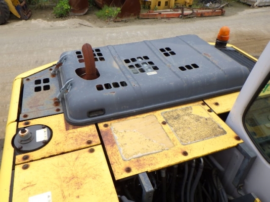 ขายรถขุดนำเข้าจากประเทศญี่ปุ่น sumitomo sh120-3 แทรกกว้าง 70 cm สนใจติดต่อสอบถาม 0923309229 อีด