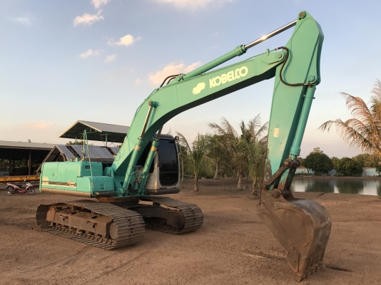 ขายKOBELCO SK200-6 YN09 รถสวยเดิมๆทั้งคัน สนใจติดต่อ 081-4283210 ขายKOBELCO SK200-6 YN09 รถสวยเดิมๆทั้งคัน สนใจติดต่อ 081-4283210
