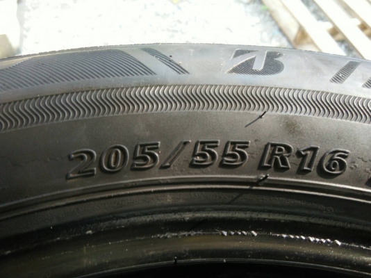 ขายยาง 205/55R16 บริดจสโตน อีโคเปีย EP300 ปลายปี17 ดอกยางเต็มสวยไม่ร้าวไม่กินข้างไม่มีปะ ชุดละ 2800 ขายยาง 205/55R16 บริดจสโตน อีโคเปีย EP300 ปลายปี17 ดอกยางเต็มสวยไม่ร้าวไม่กินข้างไม่มีปะ ชุดละ 2800