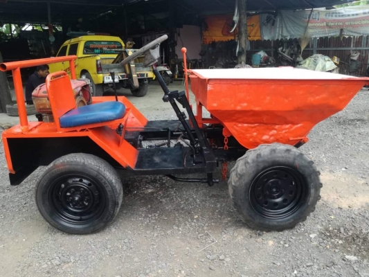 รถดั๊มเปอร์พร้อมใช้งานสวยๆ