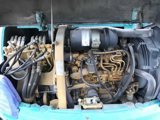 ขายรถขุด Komatsu PC40-7 สภาพสวย มีตู้เก๋งจากญี่ปุ่น