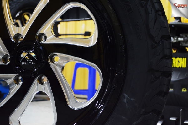 FUEL-FLOW D587 OFF-ROAD ขอบ20 ET20 BLACK/MILLED FUEL-FLOW D587 OFF-ROAD ขอบ20 ET20 BLACK/MILLED