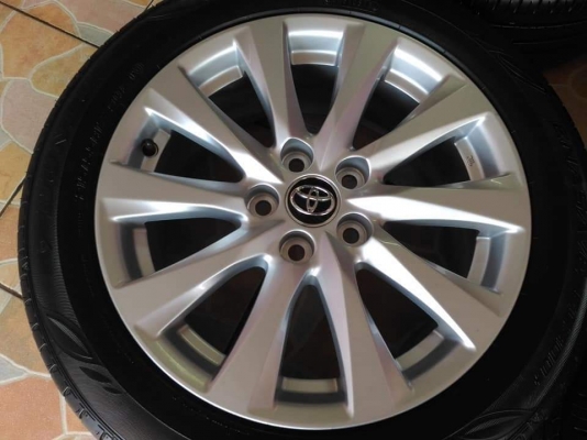 ล้อแม็ก Toyota Camry 2019 ขอบ 17 พร้อมยาง Dunlop Enasave EC300+ 215/55R17 ผลิตปี 2018 สวย พร้อมใช้ ขายถูกๆ ทั้งชุด 18900.- *** ใส่ฟรี รับเทิร์น รับบัตรเครดิตทุกธนาคาร ส่งได้ทั่วไทย ล้อแม็ก Toyota Camry 2019 ขอบ 17 พร้อมยาง Dunlop Enasave EC300+ 215/55R17 ผลิตปี 2018 สวย พร้อมใช้ ขายถูกๆ ทั้งชุด 18900.- *** ใส่ฟรี รับเทิร์น รับบัตรเครดิตทุกธนาคาร ส่งได้ทั่วไทย