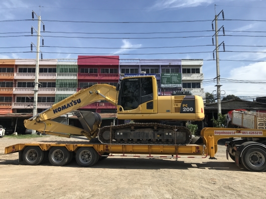 ขาย KOMATSU PC200-8MO กล้องหลัง 1,300 ชั่วโมง(PM7000) สนใจติดต่อ 081-4283210