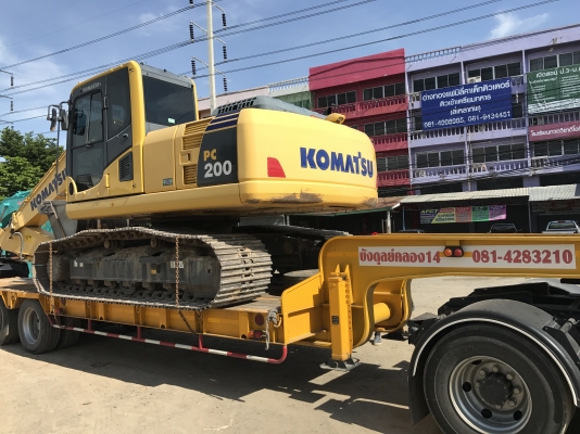 ขาย KOMATSU PC200-8MO กล้องหลัง 1,300 ชั่วโมง(PM7000) สนใจติดต่อ 081-4283210