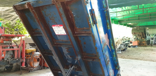 รถบรรทุกการเกษตร พร้อมใช้งาน  สอบถามได้  ยกด้วยไฮดรอลิค