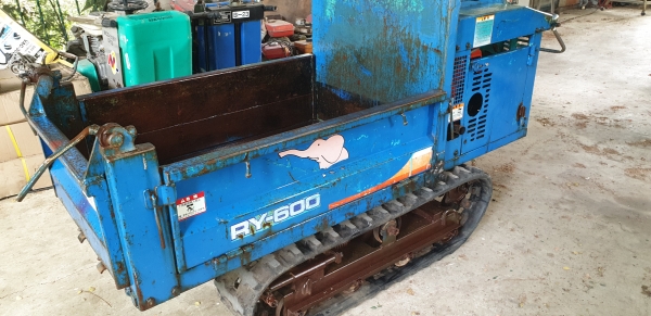 รถบรรทุกการเกษตร พร้อมใช้งาน  สอบถามได้  ยกด้วยไฮดรอลิค