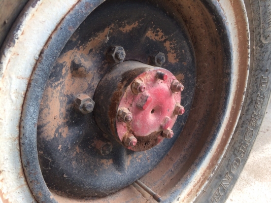 ขาย หรือ แลกเปลี่ยนเป็นอี่แต๋นหกล้อสูบเดียว