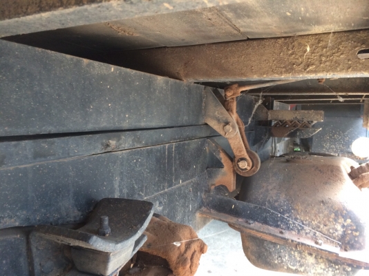 ขาย หรือ แลกเปลี่ยนเป็นอี่แต๋นหกล้อสูบเดียว