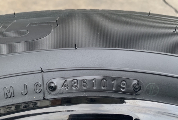 ล้อแม็กป้ายแดง Nissan Navara Caliber NP300 Black Edition ขอบ 18 พร้อมยางป้ายแดง 255-60-18 Toyo ปี 19 ล้อแม็กป้ายแดง Nissan Navara Caliber NP300 Black Edition ขอบ 18 พร้อมยางป้ายแดง 255-60-18 Toyo ปี 19