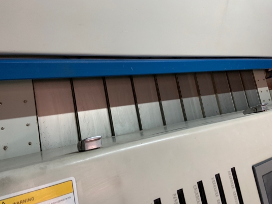 เครื่องยิงสี HEGONG Rice CCD Color Sorter มือสอง รุ่น SX-D-10CT เครื่องยิงสี HEGONG Rice CCD Color Sorter มือสอง รุ่น SX-D-10CT