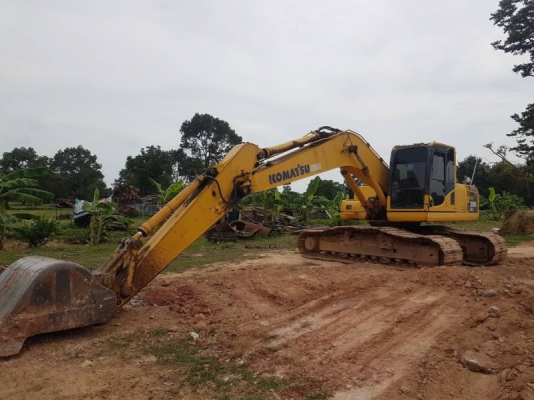 KOMATSU PC 200-8LC