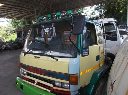 ขายหัว ROCKY  10ล้อ  สภาพสวยๆ อุปกรณ์ครบ