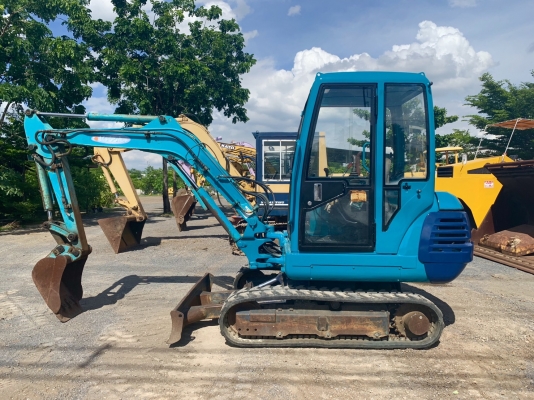 ขาย รถแม็คโคร KUBOTA 030 พร้อมใช้งาน นำเข้าเองจากประเทศญี่ปุ่น ติดต่อ 063-9316985 ID LINE : 0639316985 ครับ