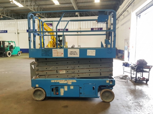 Genie GS-3246 10เมตร เก่านอก Genie GS-3246 10เมตร เก่านอก