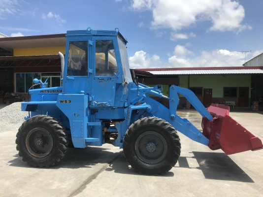 ขายรถตักMITSUBISHIรุ่นWS3 นำเข้าญี่ปุ่นไม่เคยใช้งานในไทยเอวอ่อนเครื่องมิตซูบิชิ4สูบ สภาพดีพร้อมใช้งาน 081-8302909 จิรโรจน์ Line ID : jiraroj2909