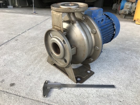 ขายปั๊มน้ำหอยโข่งหัวปั๊มสแตนเลส Ebara 2HP. 380V made in Italy ขนาดเข้า 2นิ้ว ออก 1.2นิ้ว สภาพสวยเดิมๆ หมุนนิ่ม พร้อมใช้งาน