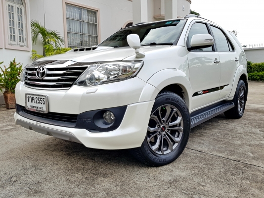 ขาย Fortuner ปี12 มือเดียวป้ายแดง 3.0V TRD 4WD ท๊อปที่สุด เดิมทุกจุดจากโรงงาน ไมล์ 106,000โลแท้ล้าน\% ขาย Fortuner ปี12 มือเดียวป้ายแดง 3.0V TRD 4WD ท๊อปที่สุด เดิมทุกจุดจากโรงงาน ไมล์ 106,000โลแท้ล้าน\%