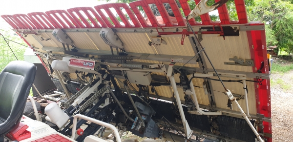 รถดำนา 8 แถว