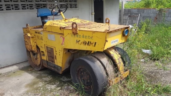 สภาพเก่านอก อีกคัน 175,000 รถบด 2.5 ตัน 4ล้อยาง หลังเหล็ก BOMAG BW102AC ชีเรียล 211058 สภาพพร้อมใช้ รถอยู่ นครปฐม โทร 0610710295 สนใจ รายการสินค้า อื่นๆ ที่ เว็ปไชค์ Truck2Hand https://www.truck2hand.com/index.php?actions=content/search&member_id สภาพเก่านอก อีกคัน 175,000 รถบด 2.5 ตัน 4ล้อยาง หลังเหล็ก BOMAG BW102AC ชีเรียล 211058 สภาพพร้อมใช้ รถอยู่ นครปฐม โทร 0610710295 สนใจ รายการสินค้า อื่นๆ ที่ เว็ปไชค์ Truck2Hand https://www.truck2hand.com/index.php?actions=content/search&member_id