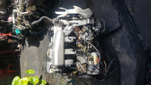 เครื่องยนต์ Nissan  TD27  ฟรอนต์เทีย