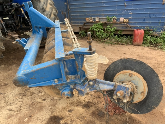 ขายรถแทร็กเตอร์ Newholland TT75