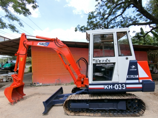 ขายรถขุดแบคโฮ KUBOTA KH-033 ขนาดเทียบเท่าPc35 รถเก่านอกแท้100\% #พร้อมหัวเก๋งเครื่อง4สูบ #อามยาวพิเศษ ระบบไว แทรคเหล็ก  รถพร้อมใช้งาน เอกสารใบอินวอยครบ          ????ราคา 260,000 ต่อรองได้???? ☎️ติดต่อ 096-3268553 (สถิตย์พันธ์) ????ID LINE 0963268553 ร้านรุ
