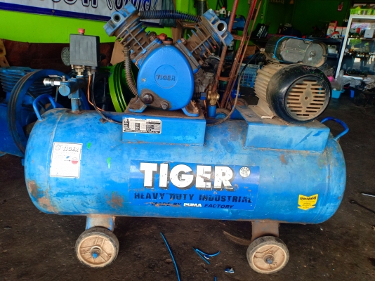 ปั๊มลม 64ลิตร สภาพพร้อมใช้งาน