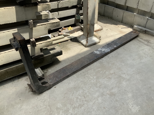 ขายงา 2.00เมตร สูง 60 ซ.ม.