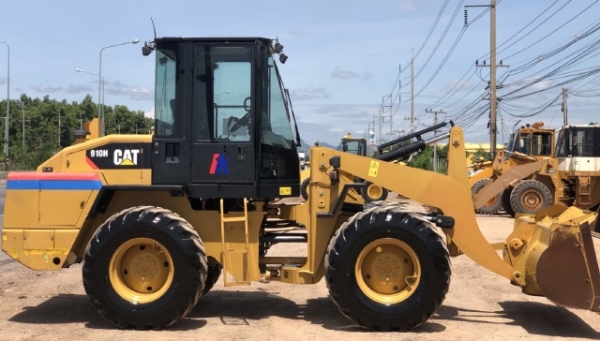 ขายรถตักล้อยาง CAT 910H (เทียบเท่า WA100-6) ปี 2013 นำเข้าเองจากญี่ปุ่น สภาพสวยพร้อมใช้ มีVDOการทำงานครับ