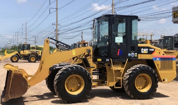 ขายรถตักล้อยาง CAT 910H (เทียบเท่า WA100-6) ปี 2013 นำเข้าเองจากญี่ปุ่น สภาพสวยพร้อมใช้ มีVDOการทำงานครับ
