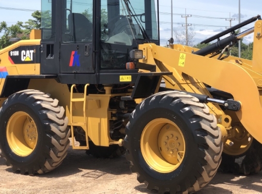 ขายรถตักล้อยาง CAT 910H (เทียบเท่า WA100-6) ปี 2013 นำเข้าเองจากญี่ปุ่น สภาพสวยพร้อมใช้ มีVDOการทำงานครับ