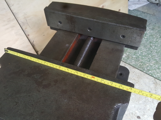 ขายปากกาจับงานมิลลิ่ง จับเหล็กขนาดใหญ่ 16นิ้ว ขายปากกาจับงานมิลลิ่ง จับเหล็กขนาดใหญ่ 16นิ้ว