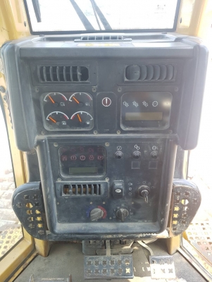 ขาย CAT D5N#LGP ปี2008 เก่าญี่ปุ่น 2ล้านต้นๆ รถอยู่ไทยแล้ว ปี2008 ใช้มา 6,000ชม. ขาย CAT D5N#LGP ปี2008 เก่าญี่ปุ่น 2ล้านต้นๆ รถอยู่ไทยแล้ว ปี2008 ใช้มา 6,000ชม.