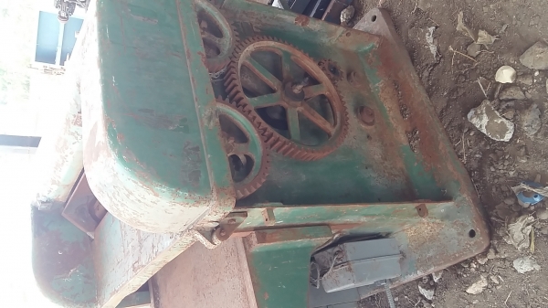 ขาย เครื่องรีดไม้ 24นิ้ว สภาพใช้งานได้ปกติค่ะ