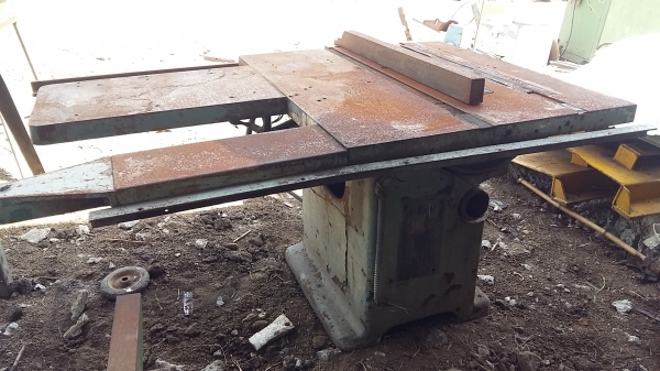 ขาย แท่นตัดไม้มือสอง สภาพใช้งานได้ปกติค่ะ