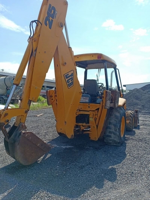 รถตักหน้าขุดหลัง JCB