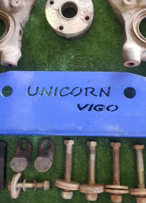 ขายชุดยก TOYOTA VIGO มือสองสวยๆ 2 ชุดครับ 4"/6" ขายชุดยก TOYOTA VIGO มือสองสวยๆ 2 ชุดครับ 4"/6"