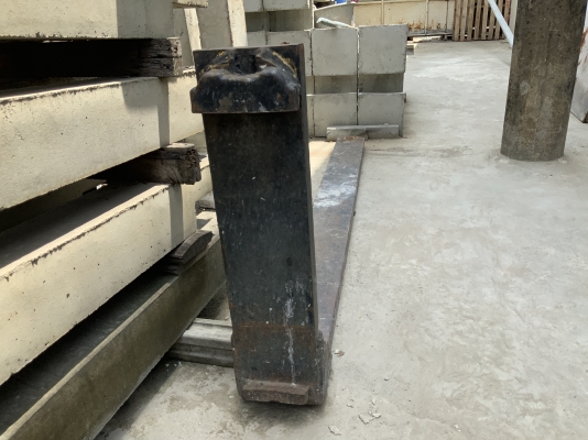 ขายงายาว 200 เมตร สูง 60 ซ.ม.