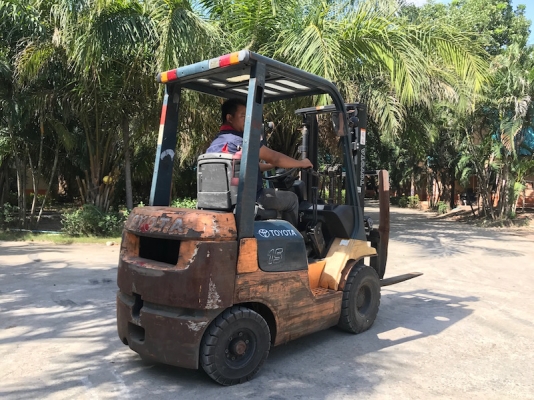 ขายFORKLIFT TOTOTA รุ่นใหม่ 7FD15(1.5ตัน) สวยเดิมจากญี่ปุ่น ยังไม่เคยใช้ในไทย 165,000เท่านั้น!!