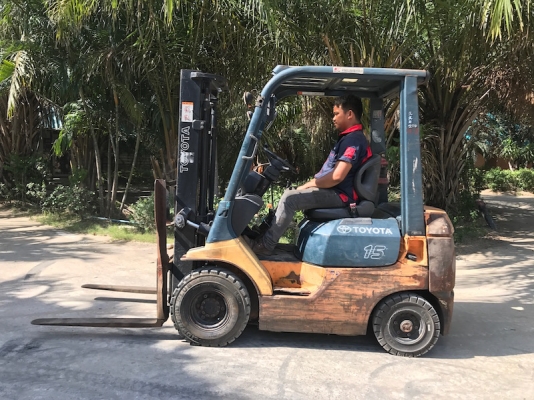 ขายFORKLIFT TOTOTA รุ่นใหม่ 7FD15(1.5ตัน) สวยเดิมจากญี่ปุ่น ยังไม่เคยใช้ในไทย 165,000เท่านั้น!!