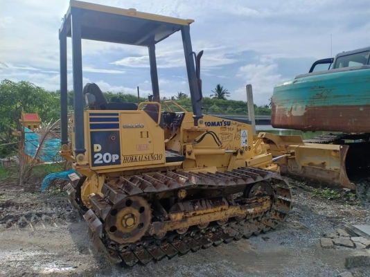 ขายจ้า..KOMATSU D20P-8 เก่านอกแท้  สภาพสวยมาก  ลองระบบกันได้ทุกวัน โทร 089-3818694 จ๊อย