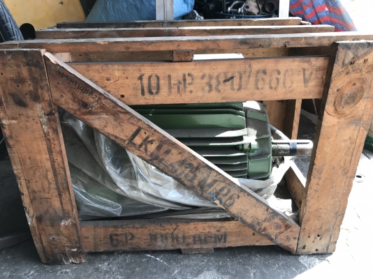 ขายมอเตอร์ไฟฟ้า SEMCO 10HP. 380V 6Pole 980rpm. ของใหม่ในลัง ไม่เคยใช้งาน ขายมอเตอร์ไฟฟ้า SEMCO 10HP. 380V 6Pole 980rpm. ของใหม่ในลัง ไม่เคยใช้งาน