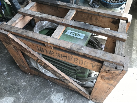 ขายมอเตอร์ไฟฟ้า SEMCO 10HP. 380V 6Pole 980rpm. ของใหม่ในลัง ไม่เคยใช้งาน