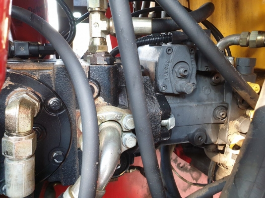 ไทยขายรถบดอัดสั่นสะเทือนล้อหนาม 11 ตัน DYNAPAC CA252PD นำเข้าจาก USA แท้ 100\% สภาพสวย ไม่เคยใช้งานในไทย