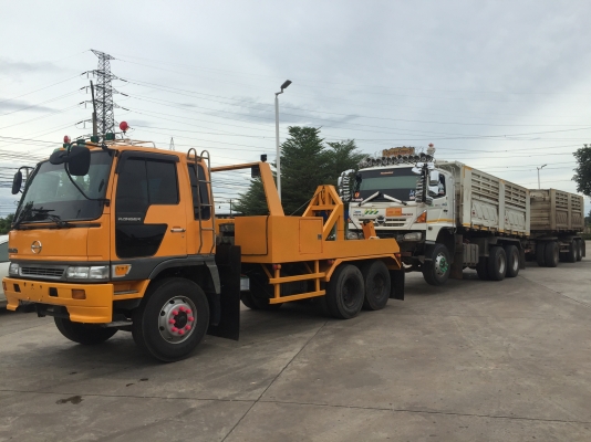 ขายรถยกใหญ่