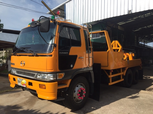 ขายรถยกใหญ่