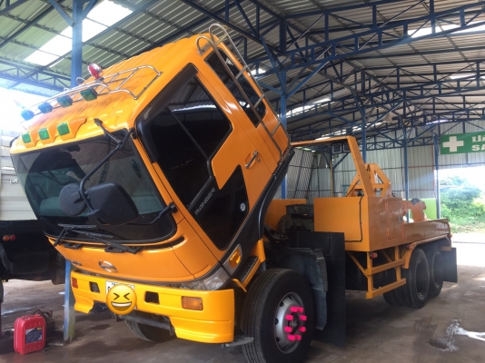 ขายรถยกใหญ่